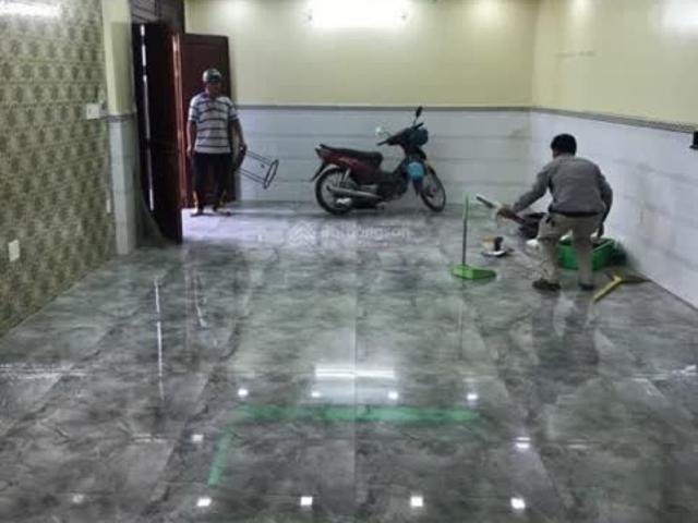 Bán nhà sát mặt tiền Lạc Long Quân, 11, 100m2, ngang 6m, chỉ 6,6 tỷ TL