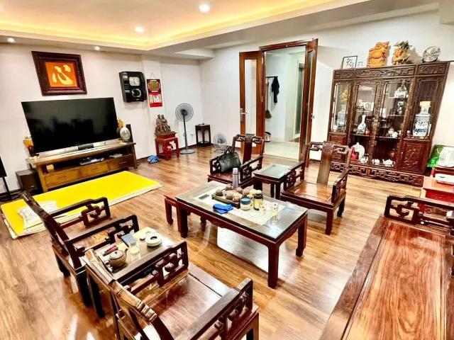 Bán Nhà Siêu Đẹp – Ô Tô 7 Chỗ Vào Nhà – Gần Cầu Nhật Tân, Hồ Tây 81M 4T 14,5t