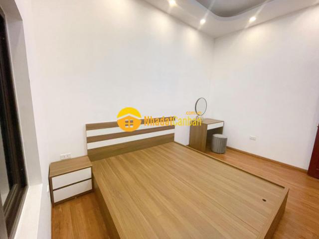 Bán nhà siêu phẩm cầu giấy 45m2 x 5 tầng, mt 4.5m ôtô đỗ 10m nhỉnh 5 tỷ