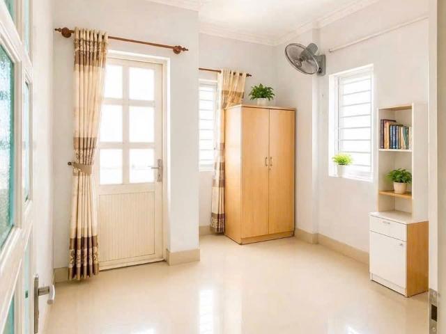 Bán nhà tt quận 7, hẻm lê văn lương ngay lotte, chỉ nhỉnh 1.7 tỏi, sổ riêng