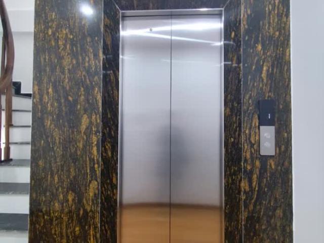 Bán nhà: Tứ Hiệp, 55m2, 5 tầng, thang máy, oto đỗ cửa, cạnh Chung cư IEC. Giá 8.1 Tỷ