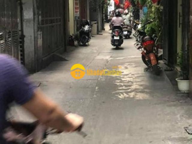 Bán nhà tại phố khương trung, hà nội diện tích nhà 58m2, sổ đỏ chính chủ