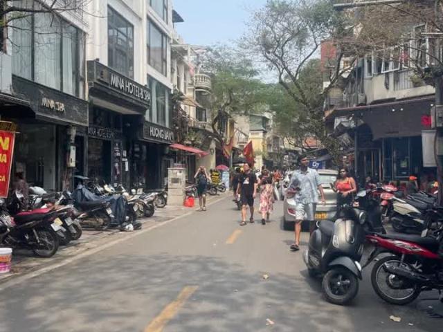 Bán Nhà Đất Mặt Phố Hàng Buồm 142 M2 C4 MT 4.5 M, Chỉ 68 Tỷ Hoàn Kiếm Kinh Doanh Đỉnh Cao️