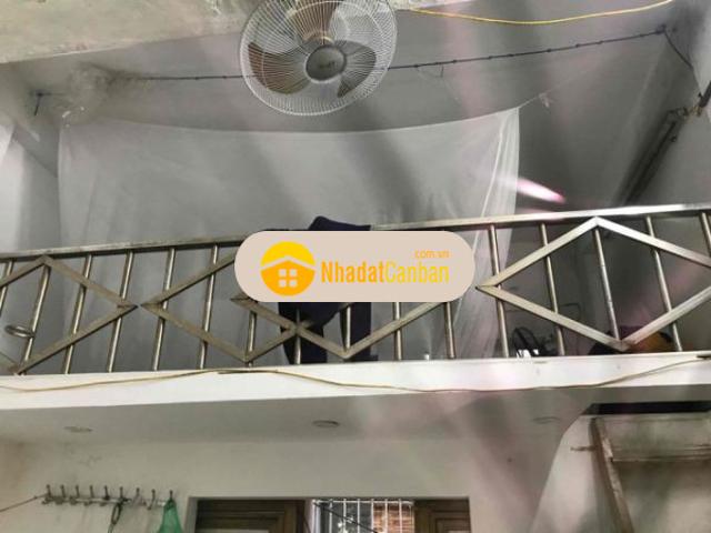 Bán nhà tầng 2 sổ đỏ chính chủ