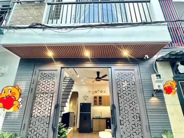 Bán Nhà Tân Kỳ Tân Quý. DT 4x9. Sẵn Shr. Chỉ 5.5 Tỷ. Lh: 0905029