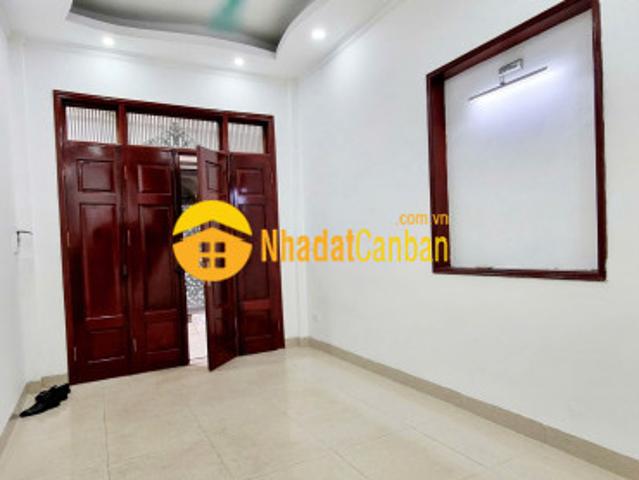 Bán nhà tân mai, hoàng mai, 40m2 x 5 tầng, 7.3 tỷ
