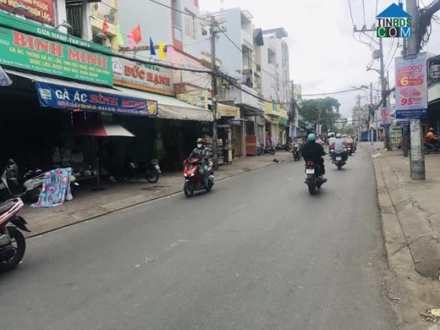 Bán nhà Tân Phú siêu rẻ giá chỉ 1 tỷ 650 triệu có 2 lầu, bao ở. Gọi cho mình 24/7: 0364463