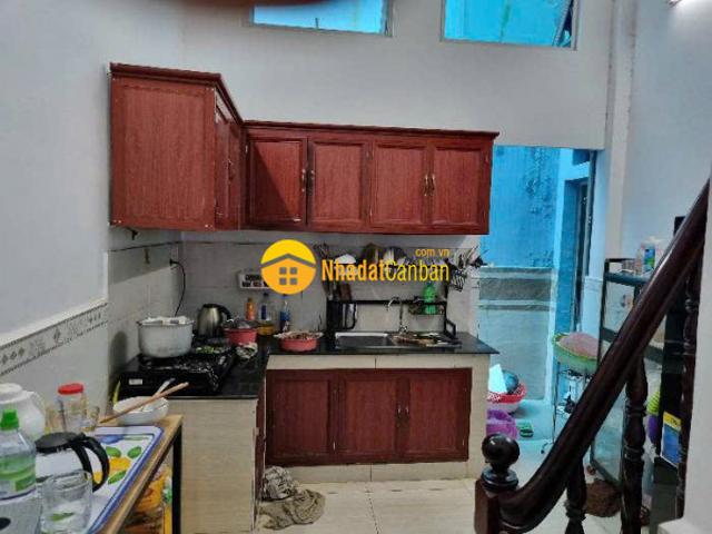 Bán nhà tân sơn nhì, tân phú, 4.2x18, 2 tầng, hẻm rộng. Chỉ 5tỷ