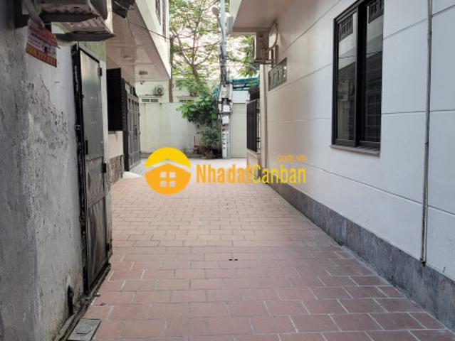 Bán nhà tây sơn 70m2, mt 4.5m. Ngõ rộng, oto đỗ 6.85 tỷ
