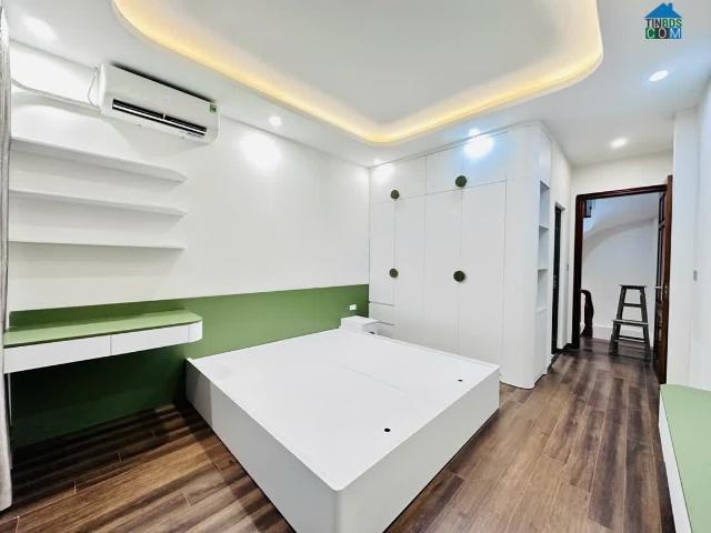 Bán Nhà Thượng Thanh Long Biên Mặt Ngõ Ô Tô Đỗ Cửa, 8 Tỷ 44M 4 Tầng MT 4M Nội Thất Đẹp