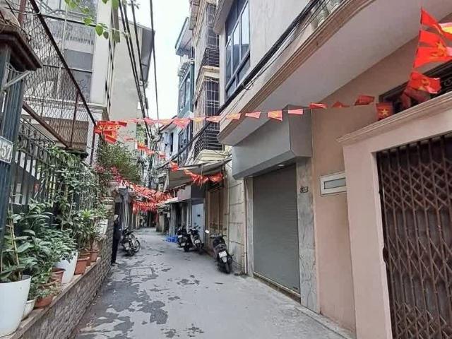 Bán nhà, Thịnh Quang, Đống Đa, 55m/32m nhà mới full nội thất kinh doanh ngõ 3 gách tránh siêu rộng