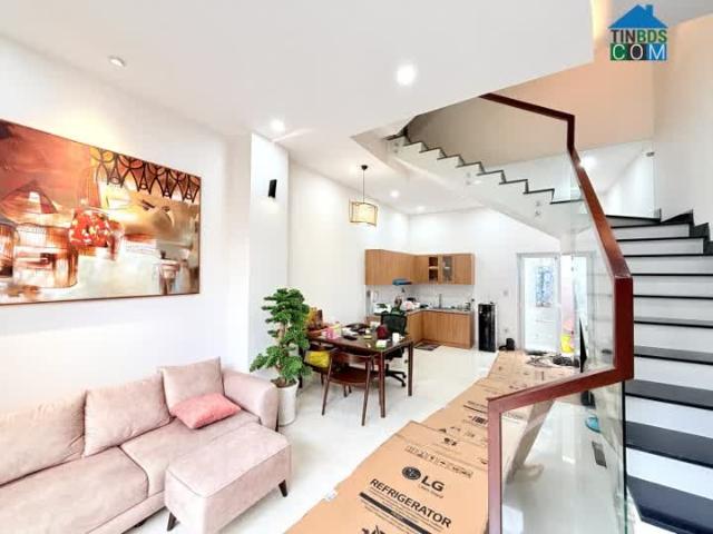Bán nhà Thủ Đức, Linh Đông, đường số 24. DT 52m2, 4 tầng, 4PN, SH, giá 6.68 tỷ