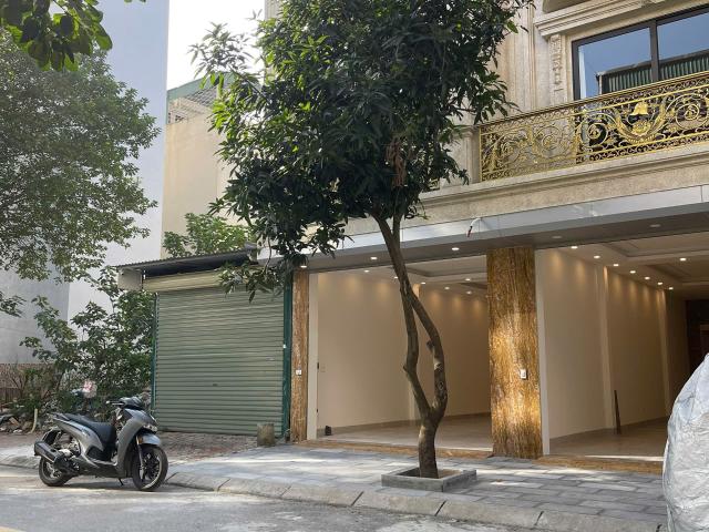 Bán nhà thạch bàn 60m2 7 tầng thang máy vỉa hè, ô tô tránh đỗ 18. X Tỷ