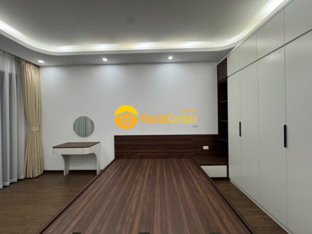 Bán nhà thạch bàn, long biên 6 tầng, 50m, mt4.5m oto vào nhà nhỉnh 12 tỷ