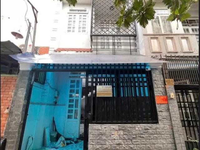 Bán nhà Thới An Q12 65m2, hẻm xe hơi 5m, giá chỉ 4.4 tỷ, đang cho thuê 7 triệu/tháng