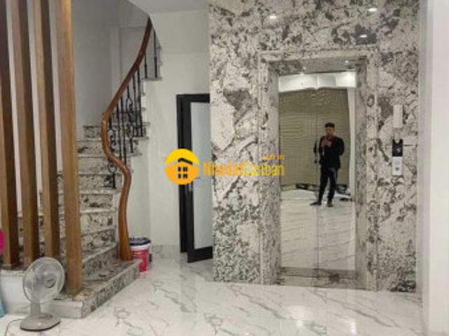 Bán nhà thụy khuê tây hồ, thang máy, kinh doanh, full nội thất, 15 tỷ. Lh 0988505