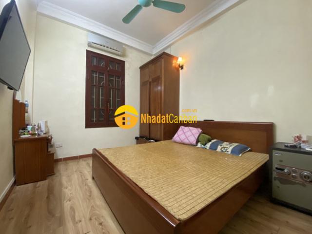 Ban nha thinh hao 1, đông đa nha đep dân xây, 5 tâng, gân ô tô tranh, sô đep chinh chu