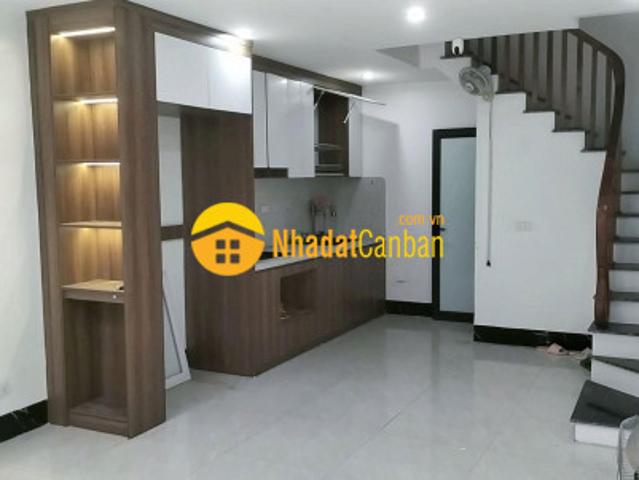 Bán nhà thuỵ phương đông ngạc từ liêm hn. Gần học viện tài chính 38m 5 tầng 5.85 tỷ