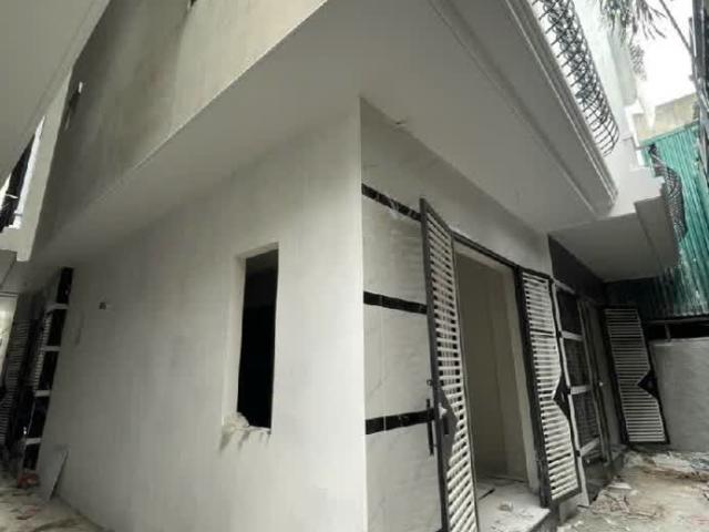 Bán nhà thúy lĩnh 30m2 6 tầng đầy đủ công năng oto đỗ cổng Giá 7,5 tỷ