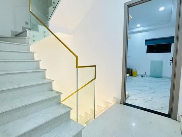Bán Nhà Tô Hiến Thàng Quận 10. Đẹp Lung Linh. Ngang Bề Thế 6.7m.Hoàn Công Đủ. 11.795 Tỷ