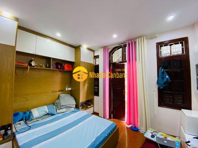 Bán nhà tô vĩnh diện thanh xuân, 5 tầng, ô tô đỗ cửa, đẹp ở luôn, 5ty