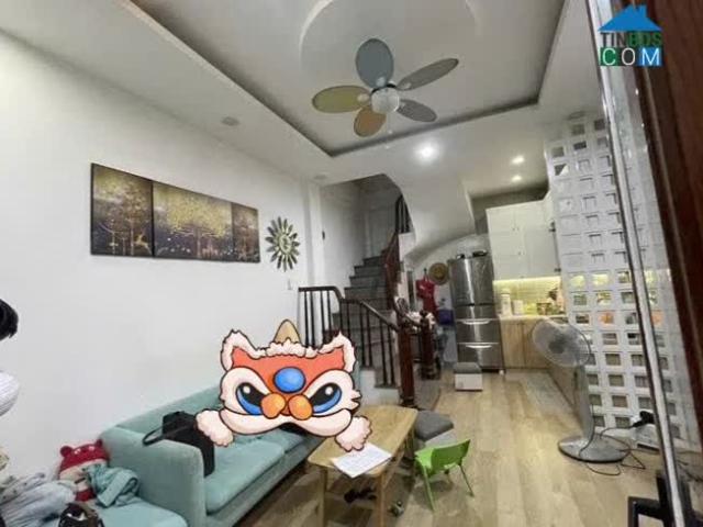 Bán Nhà Trần Cung, 5T Kiên Cố, Hiện Đại, Tiện Ích Bạt Ngàn – 39m2, 7.39 Tỷ