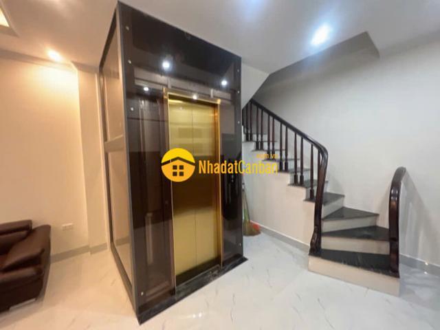 Bán nhà trần phú giá 9,88 tỷ 32m2 nhà mới xây thang máy sẵn