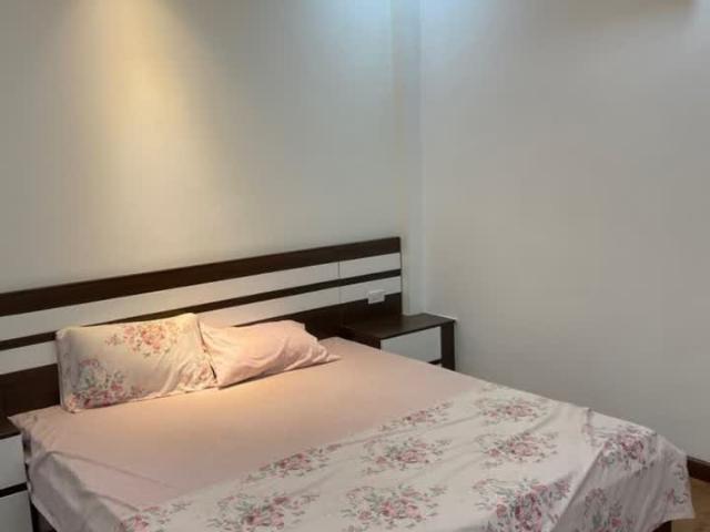 Bán nhà Trần Quốc Hoàn, ô tô tránh 83 m2 16,9 tỷ đồng