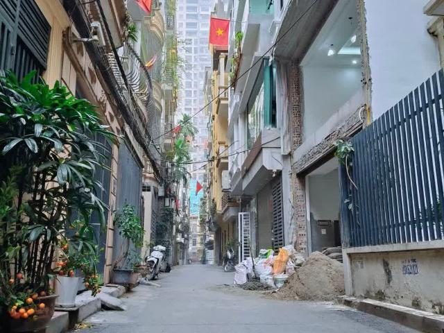 Bán Nhà Trần Quốc Hoàn Cầu Giáy 7 Tầng Thang Máy Ngõ 2 Ô Tô Tránh Kinh Doanh Nhà Đẹp 22 Tỷ