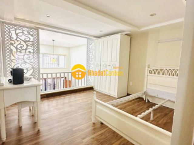 Bán nhà trương định mặt ngõ siêu thoáng, an sinh đỉnh, dt 52m giá 8.9 tỷ sđ chính chủ