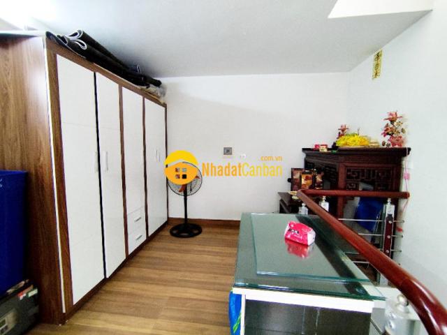 Bán nhà trương công giai, cầu giấy dân xây, ô tô tránh 35m2, 7.05 tỷ