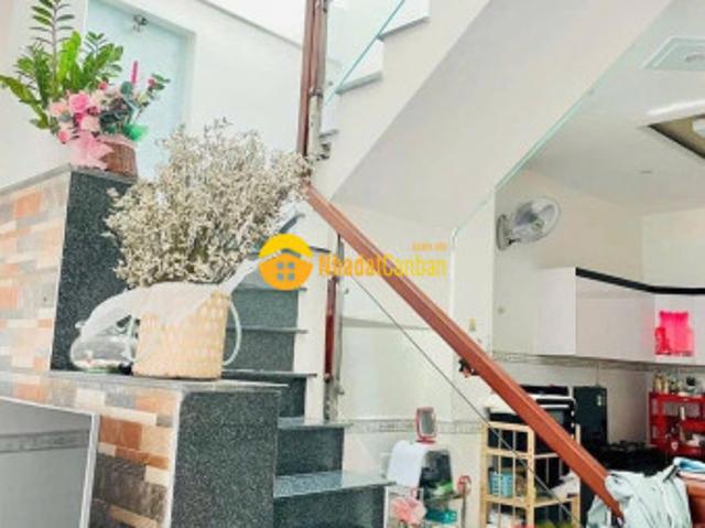 Bán nhà trệt lầu siêu đẹp hẻm xe hơi trung tâm phước long b cũ với 82,5m chỉ 6,5tỷ