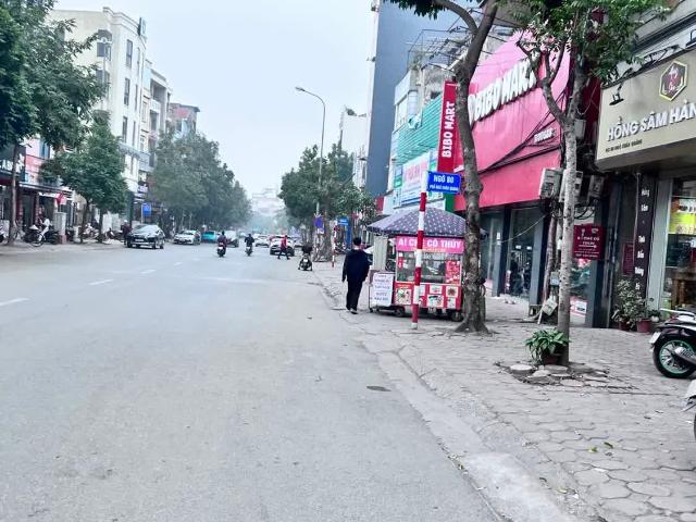 Bán nhà Trâu Quỳ, Gia Lâm, Lô góc phố Thành Trung 152m2 mt hơn 8m, tặng nhà. 0982852