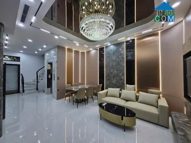 Bán Nhà Trung Tâm Bồ Đề 50m2 6T, Mặt Tiền Quyền Lực, Lô Góc, Full Nội Thất 12. X Tỷ
