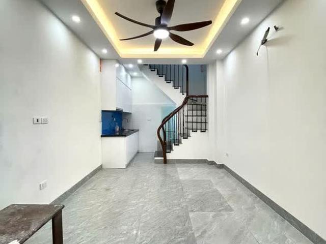 Bán nhà trung tâm Đống Đa 24m2x4 tầng 3 ngủ full nội thất về ở ngay 4.85 tỷ