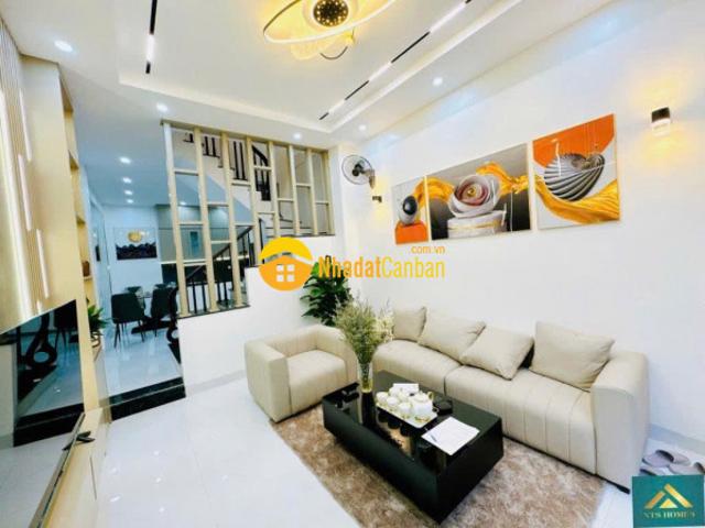 Bán nhà trung tâm quận hai bà trưng nhà đẹp ở ngay full nội thất