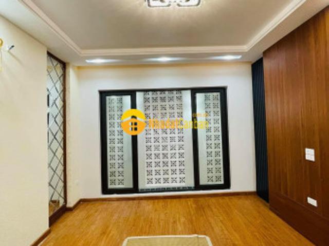 Bán nhà đầu ngõ ngọc hà, bđ giá 5.88 tỷ, 23m2x4t, ở luôn