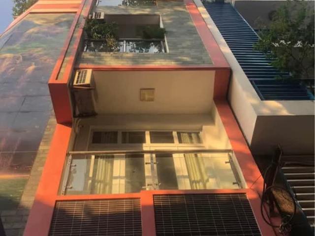 Bán nhà Võ Chí Công thông Xuân La 45m2 x 6T Mặt ngõ thoáng sáng Oto đỗ cửa