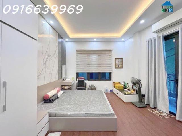 Bán Nhà Văn Cao 44m2, 5 Tầng, Nội Thất Nhập Khẩu, Cách Ô Tô 30m, Nhỉnh 8 Tỷ