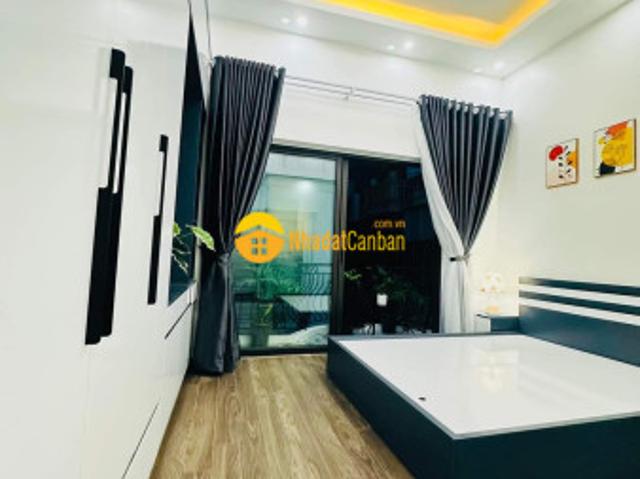 Bán nhà văn chương 5 tầng mới đẹp view hồ giá chỉ 6, xx tỷ