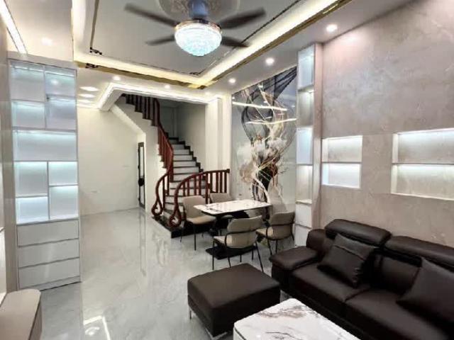 Bán nhà Văn Quán Hà Đông, nhà đẹp như tranh, nội thất xịn sò, 35m2, 6.9 tỷ