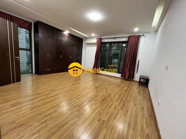 Bán nhà văn quán 5 tầng 135m2 lô góc ở kinh doanh
