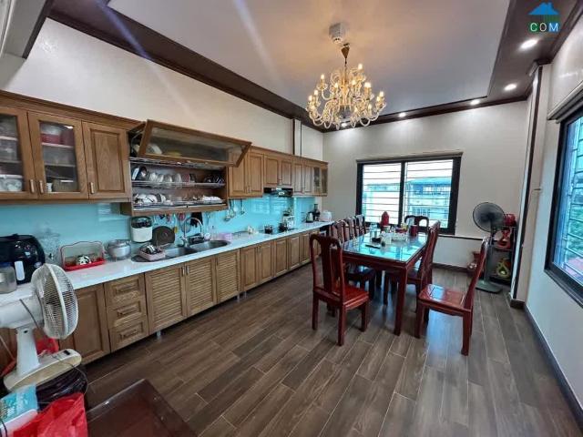 BÁN NHÀ VÕNG THỊ view HỒ TÂY – thang máy – otô kinh doanh 52 m 6tầng 14.8 tỷ