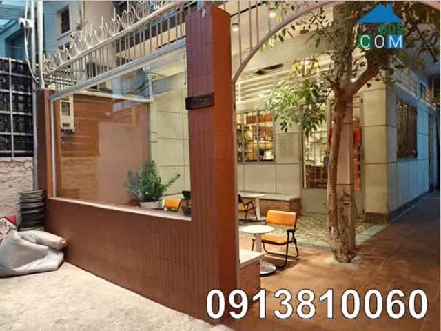 Bán nhà vị trí đẹp tại Q1, 2 lầu 182,6m² 34 tỷ 0913810