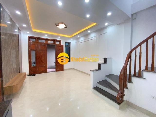 Bán nhà vài bước ra đường ô tô kinh doanh lê lợi hà đông 30m, 5 tầng, full đồ chỉ 4,98 tỷ
