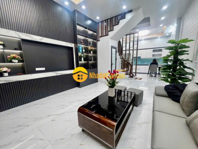 Bán nhà vân hồ ô tô tránh, kinh doanh 8.3 tỷ