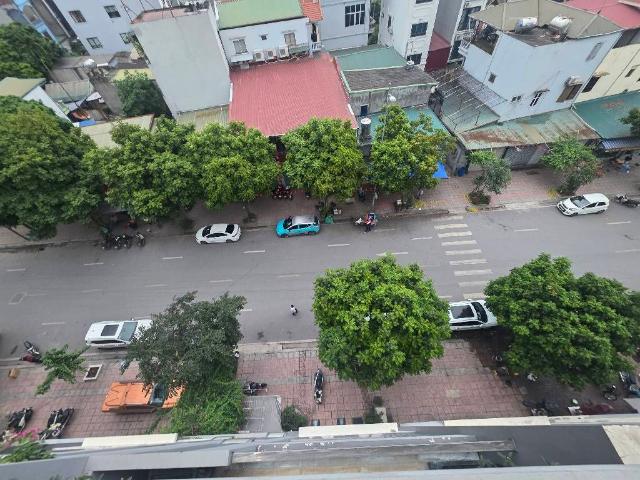 Bán nhà việt hưng 76m2 6 tầng thang máy ô tô tránh nội thất vip 33. X Tỷ