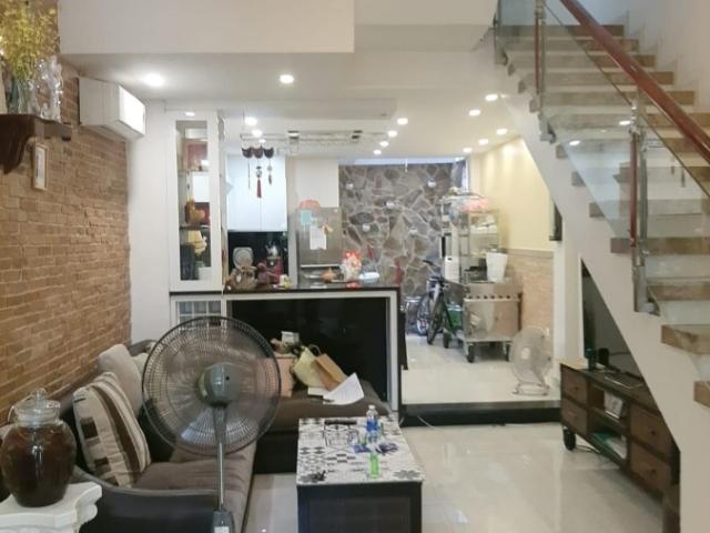 Bán nhà view sông mặt tiền đường sốngay khu vip quận 7 13 tỷ