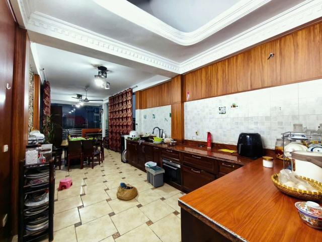 Bán nhà víp gần hồ Hoàng Cầu 80m oto đỗ cửa kinh doanh chỉ nhỉnh 15 tỷ