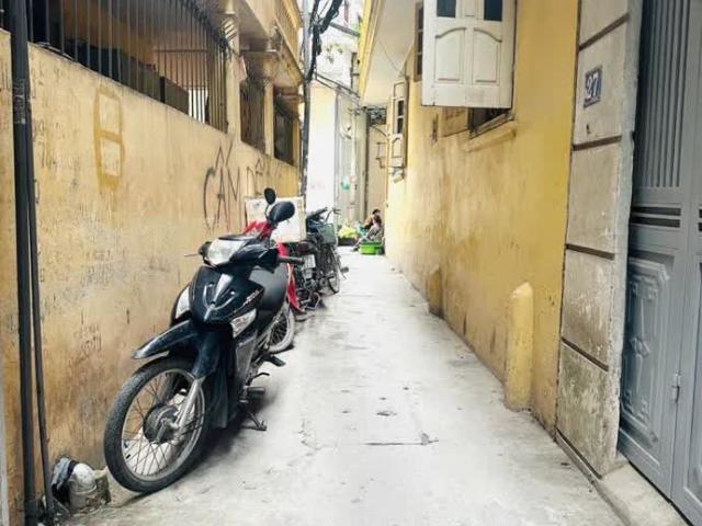 Bán nhà Xuân Đỉnh 34m2, 3 tầng, 15m ra ô tô, giá 5.4 tỷ